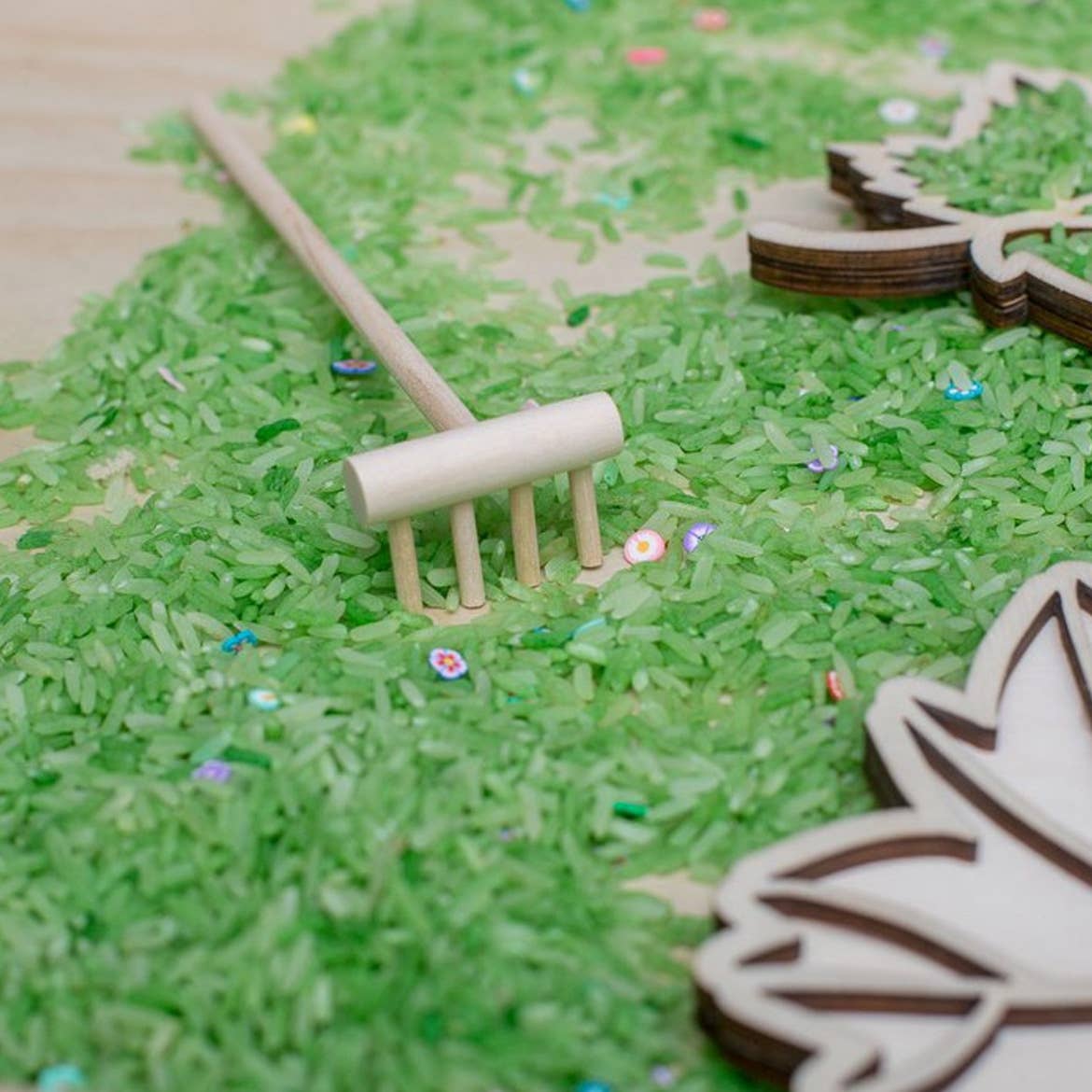 Leukmetletters - Holzrechen für Sensorikplay Leukmetletters - malmichbunt.de