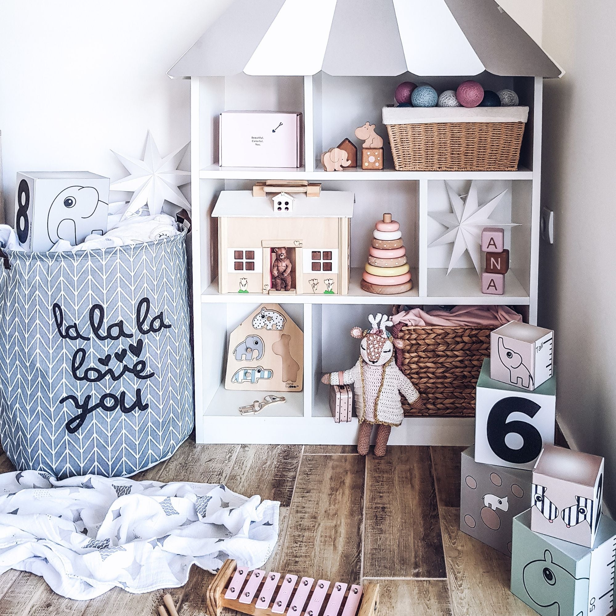 Bye-bye Chaos: Tipps für eine organisierte Spielzeugaufbewahrung - So bringt ihr Ordnung ins Spielzeug-Chaos eurer Kids - malmichbunt.de