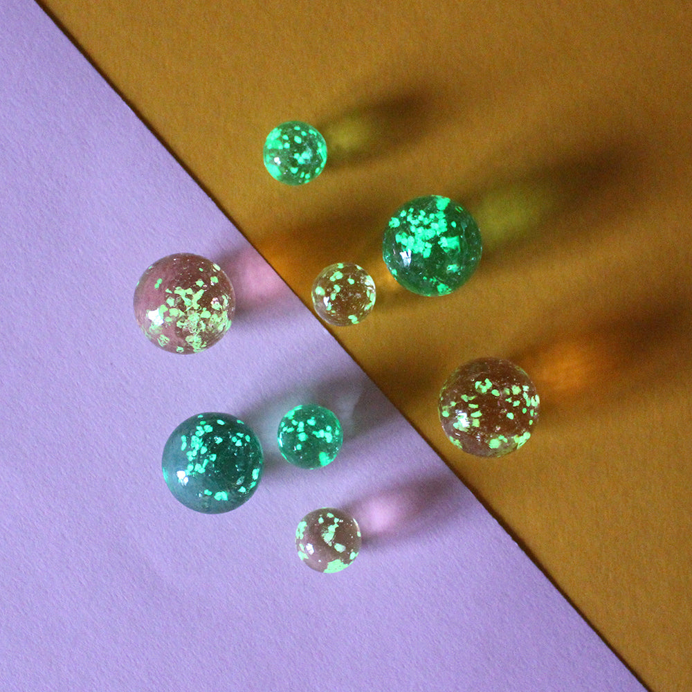 Ava & Yves Magische Murmeln - Glow in the Dark Rosa/ Mint