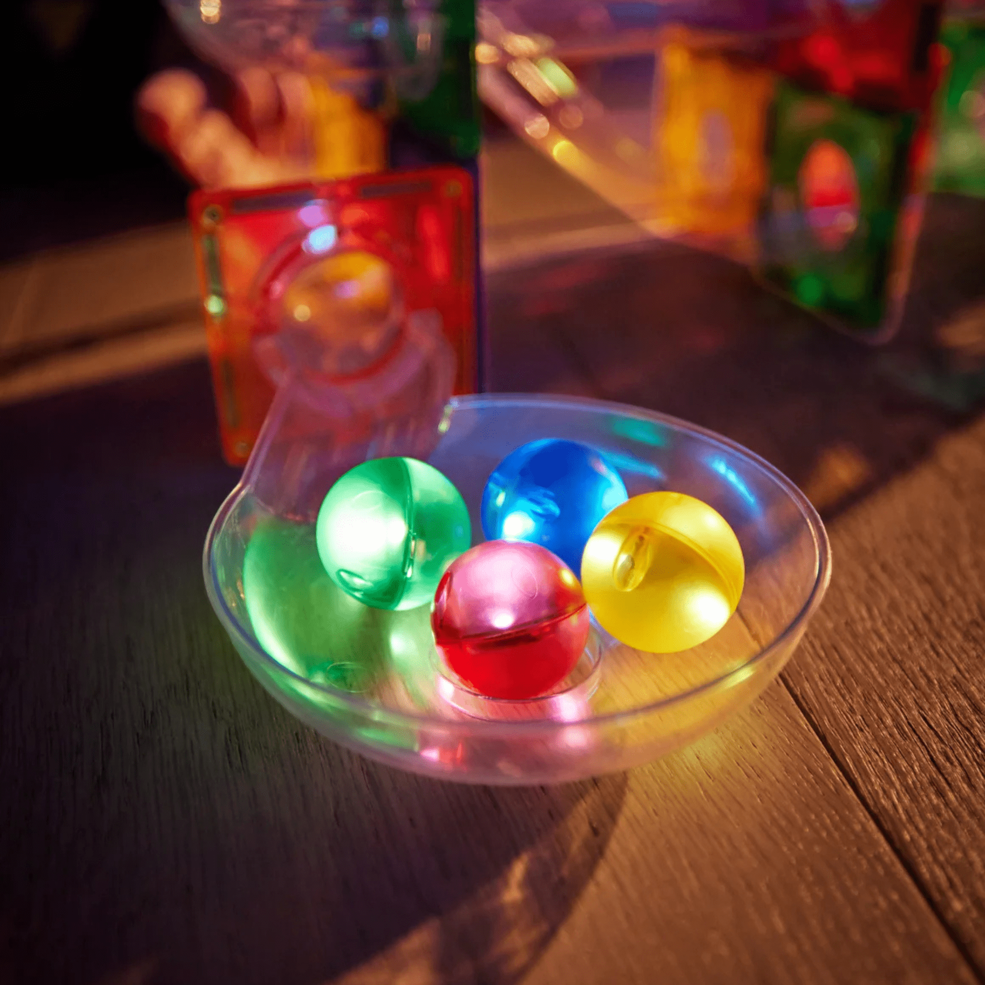Clever Clixx Leuchtende Kugeln, 4er Set –