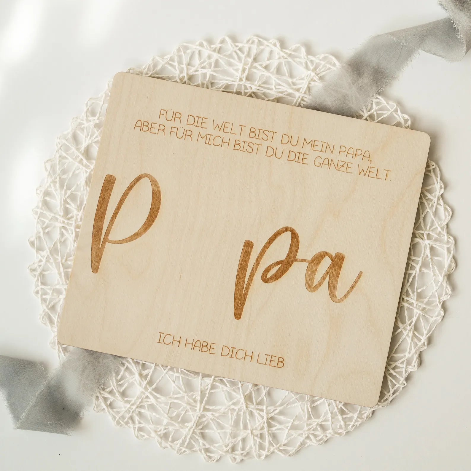 Handabdruck Brettchen Papa – Personalisiertes Holzgeschenk (1 Kind) Alicas Schlawiner - malmichbunt.de