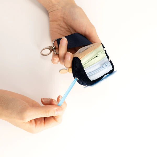 Jolly Designs - Calmi Cube "Blavi" der Ruhige Jolly Designs - malmichbunt.de