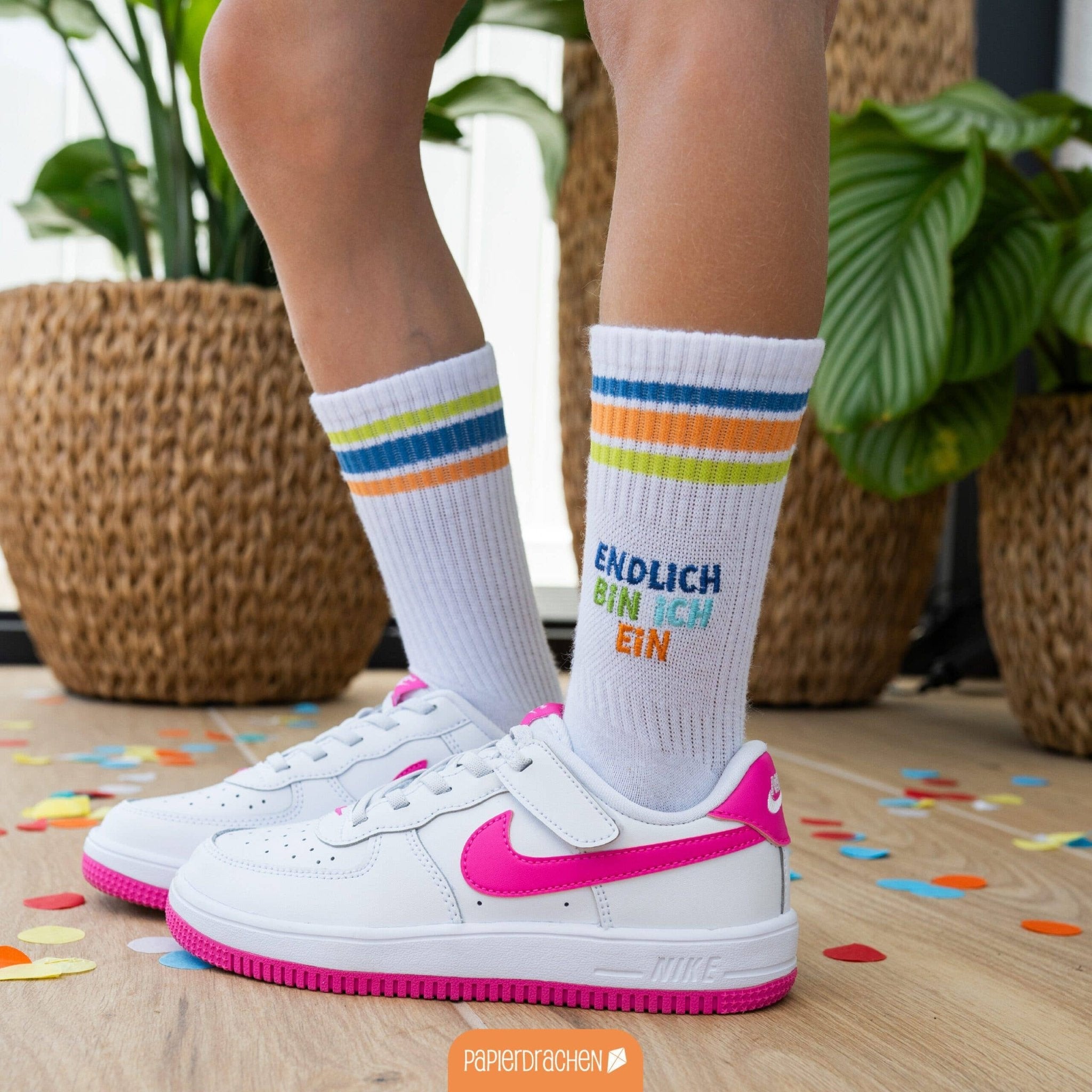 Schulanfang Socken - blau - Endlich bin ich ein Schulkind Papierdrachen - malmichbunt.de