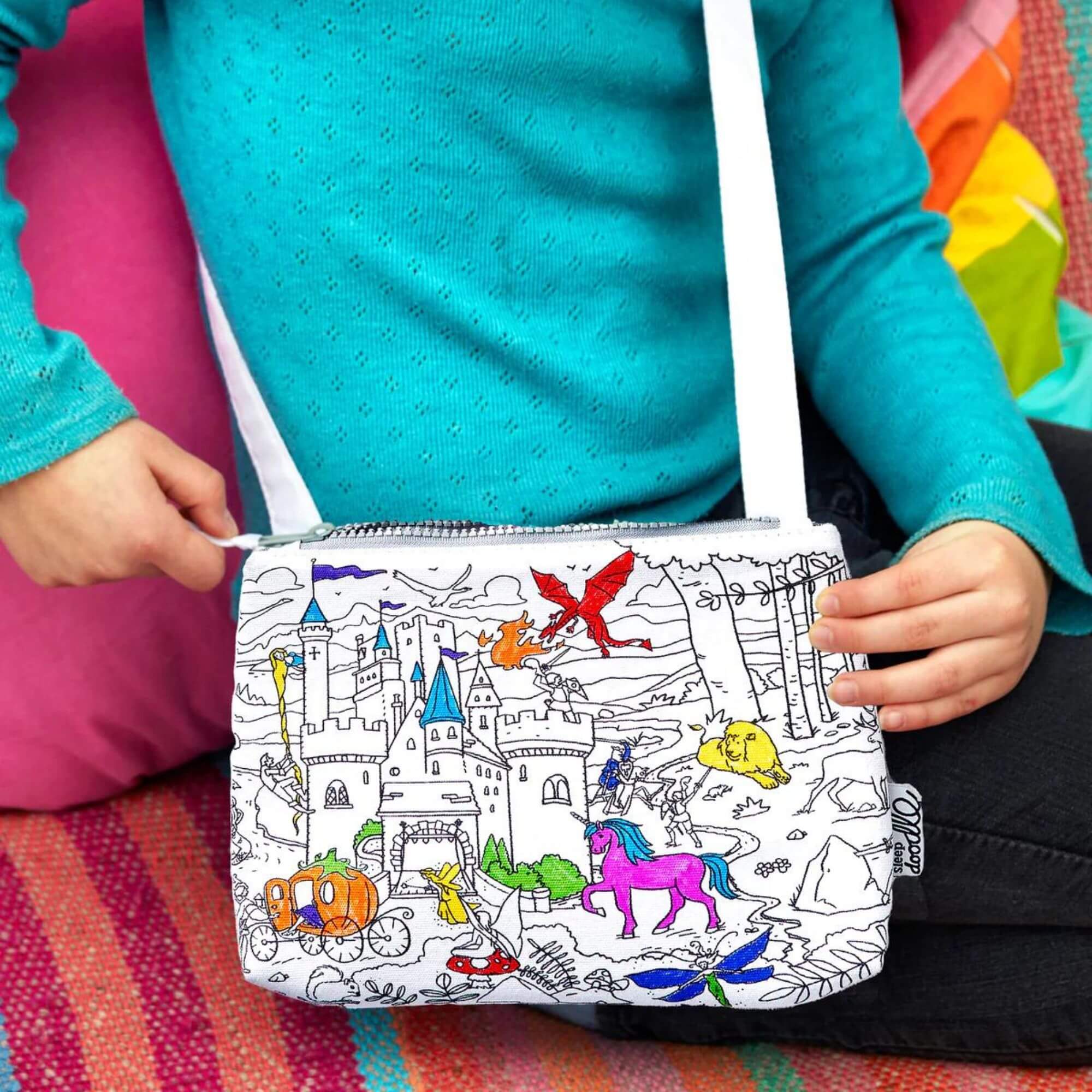 Umhängetasche zum Ausmalen Märchen EatSleepDoddle - malmichbunt.de